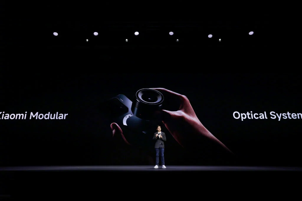 Xiaomi’s New Smartphone Lens Snaps on Like MagSafe, Shoots Like a DSLR