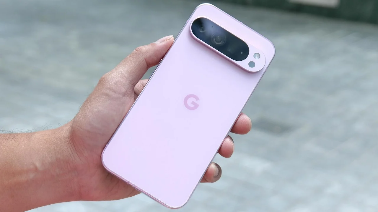 Pixel 10 Pro Fold May See $200 Price Drop – Here’s What to Expect