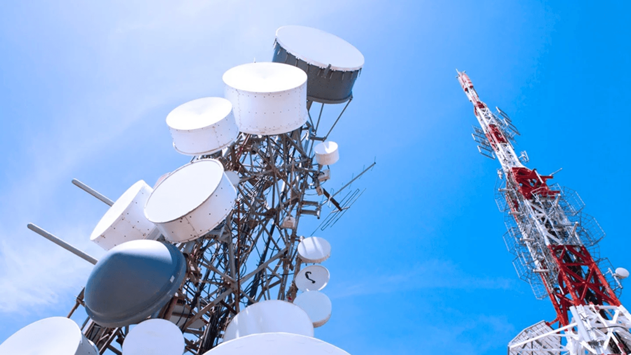 Internet to Get Cheaper? Govt Waives ROW Charges Amid Calls to Cut 19.5% Internet Tax